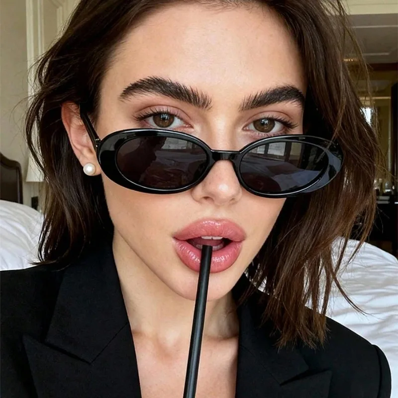 Designer Sunglasses - Vintage-Sonnenbrille, ovale Form, Damen, Luxusmarke, Designermodell,