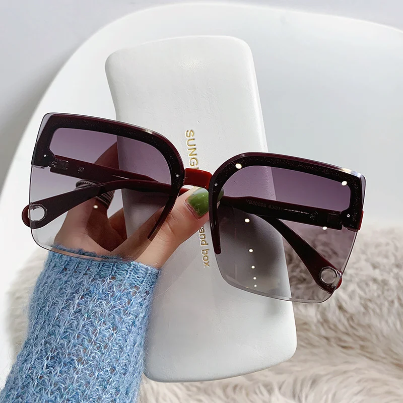 Übergroße Sonnenbrille für Dam – Designer Sunglasses Bewertung und Preis