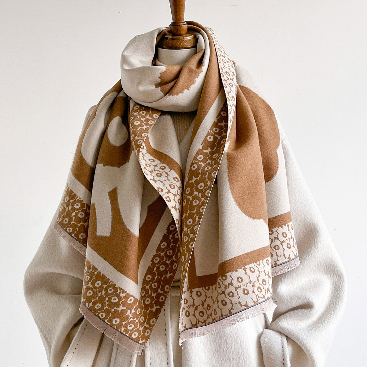 Schal für Damen, großer Blumen – Cashmere Scarf Bewertung und Preis