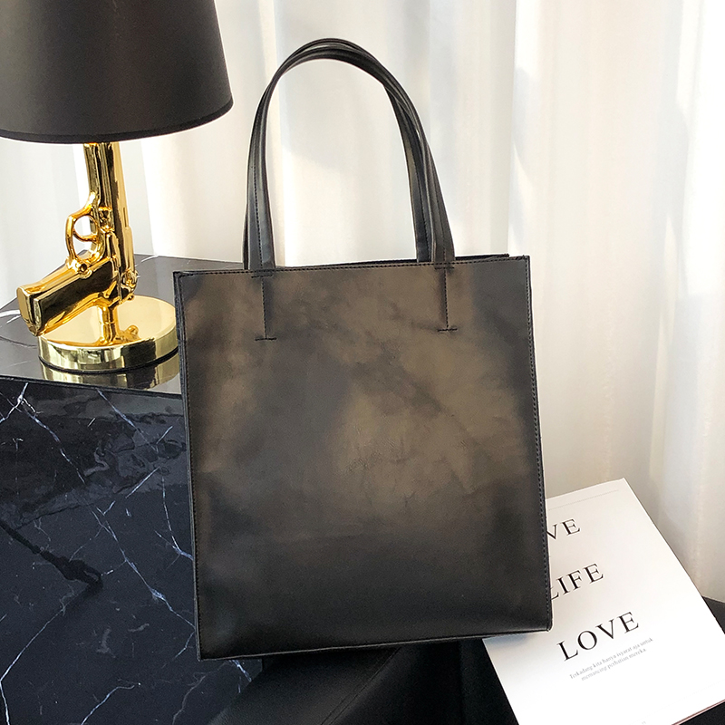 Minimalistische Lederhandtasch – Leather Briefcase Bewertung und Preis